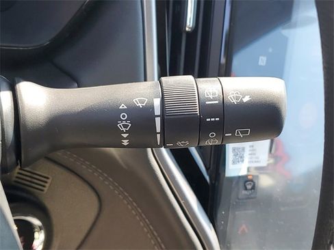 Certified 2025 Subaru Outback Premium w/ Popular Package #1A image 23