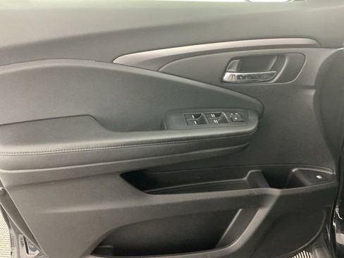 Used 2019 Honda Passport Sport image 7