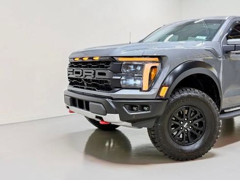 Used 2025 Ford F150 Raptor AWD/4WD image 3
