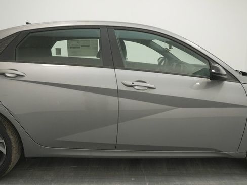 Used 2025 Hyundai Elantra Sport image 19