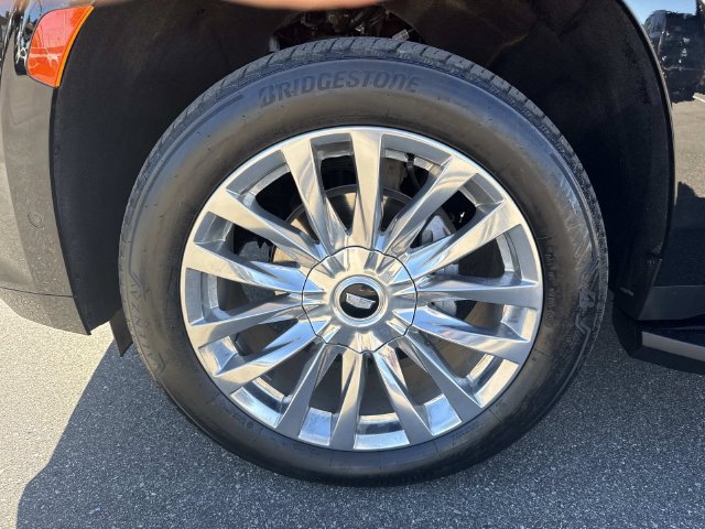 Certified 2024 Cadillac Escalade Premium Luxury w/ LPO, Floor Liner Package AWD/4WD image 42