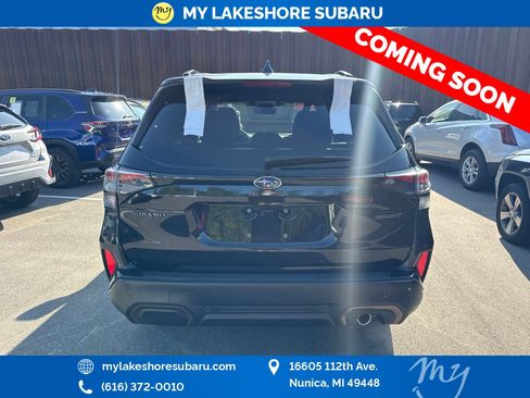 Used 2025 Subaru Forester Sport w/ Popular Package #2 AWD/4WD image 9