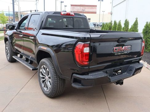 New 2026 GMC Canyon Denali w/ LPO, Black Badging Package AWD/4WD image 4