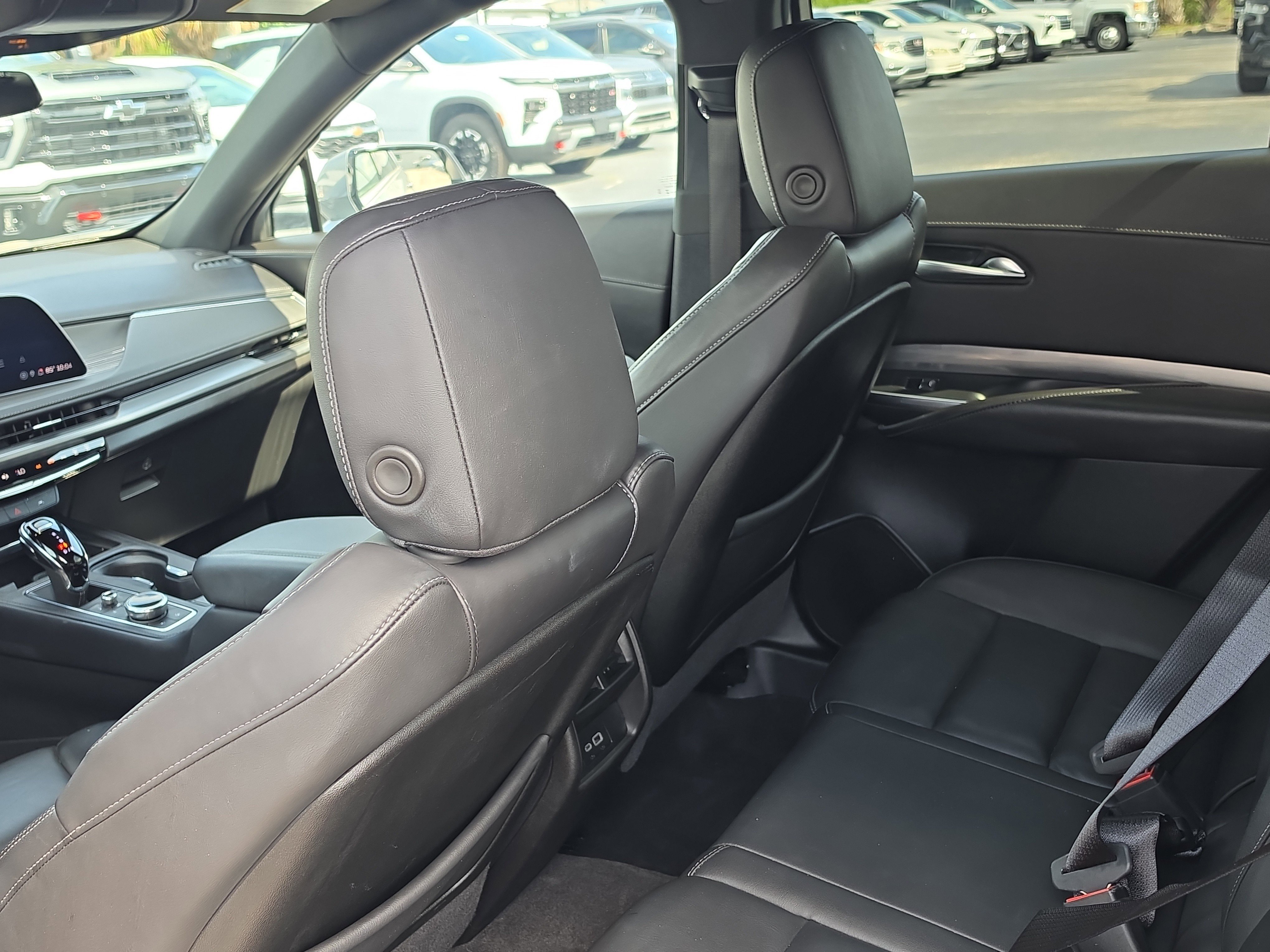 Certified 2025 Cadillac XT4 Premium Luxury FWD image 12
