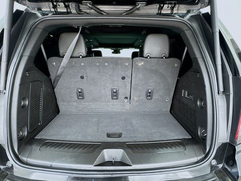 Used 2023 Chevrolet Tahoe LT w/ Luxury Package RWD image 18