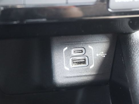 Used 2025 Jeep Compass Trailhawk AWD/4WD image 40