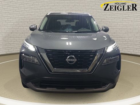 Certified 2023 Nissan Rogue SV w/ SV Premium B Package AWD/4WD image 2