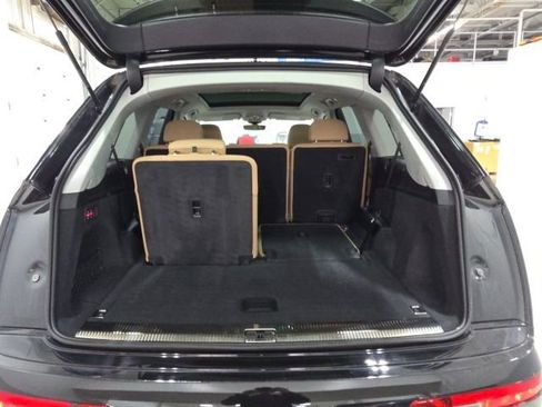 Used 2023 Audi Q7 3.0T Premium Plus image 19