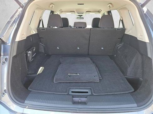 Used 2025 Nissan Rogue SV FWD image 6