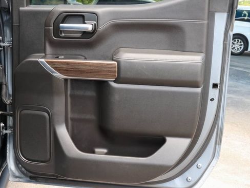 Used 2019 Chevrolet Silverado 1500 RST AWD/4WD image 18