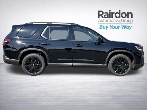 Used 2026 Honda Pilot Black Edition image 8