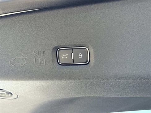 New 2025 Lincoln Navigator L Reserve image 12