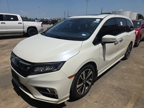 Used 2018 Honda Odyssey Elite image 1