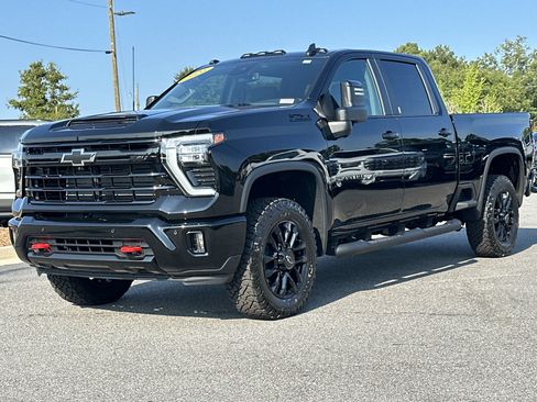 Used 2026 Chevrolet Silverado 2500 LT w/ Trail Boss Package AWD/4WD image 1