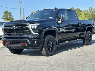 Used 2026 Chevrolet Silverado 2500 LT w/ Trail Boss Package AWD/4WD video 1