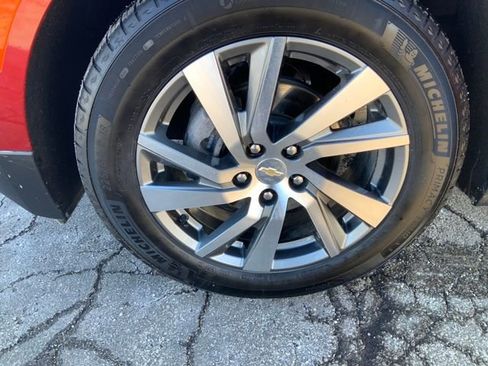 Certified 2024 Chevrolet Equinox LT image 10