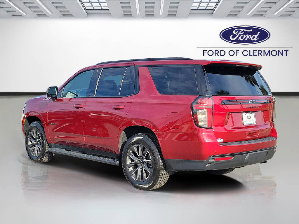 Used 2023 Chevrolet Tahoe Z71 w/ Luxury Package AWD/4WD image 3