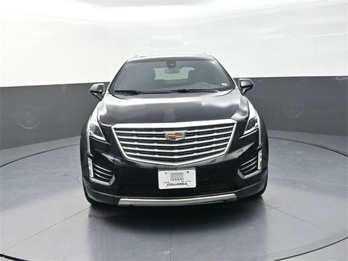 Used 2017 Cadillac XT5 Platinum image 2