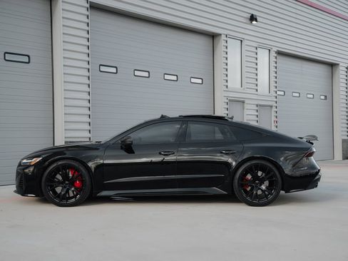 Used 2021 Audi RS 7 Sportback w/ RS 7 Executive Package image 22