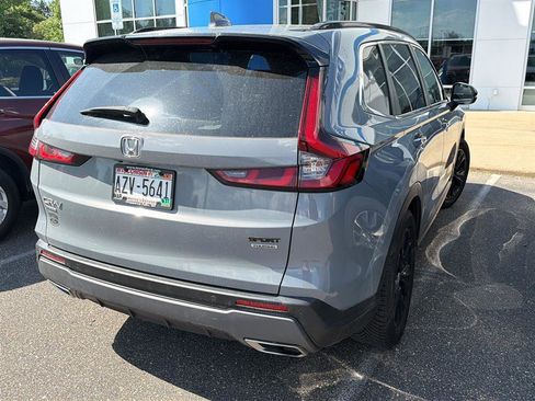 Used 2023 Honda CR-V Sport Touring image 3