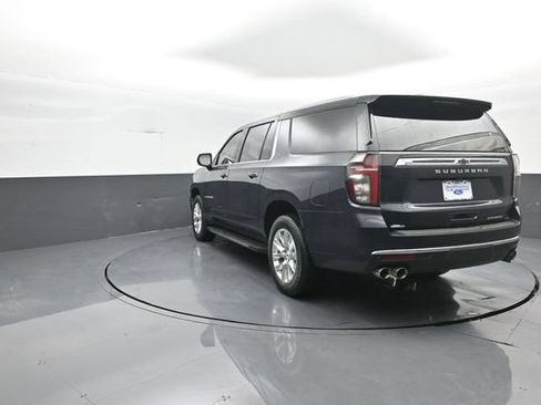 Used 2023 Chevrolet Suburban Premier AWD/4WD image 5