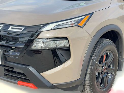 New 2026 Nissan Rogue SV AWD/4WD image 11