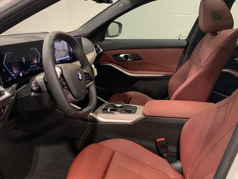 Used 2025 BMW 330i Sedan w/ Convenience Package image 9