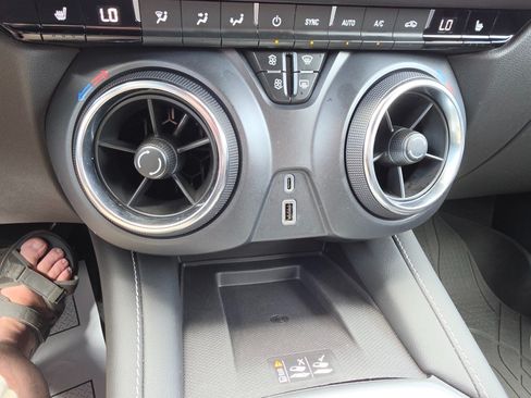 Used 2024 Chevrolet Blazer LT w/ Convenience Package AWD/4WD image 43