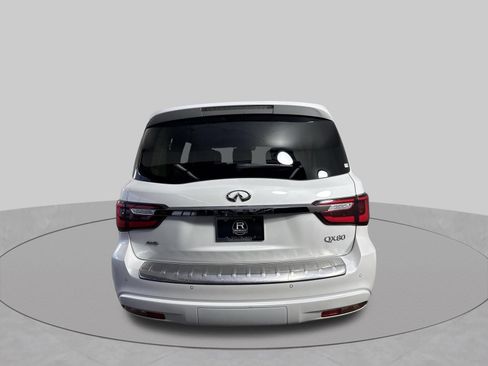 Used 2021 INFINITI QX80 Premium Select w/ All-Season Package AWD/4WD image 34