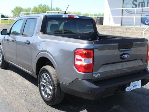 New 2025 Ford Maverick XLT w/ XLT Luxury Package FWD image 5