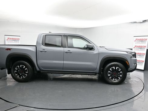 Used 2022 Nissan Frontier PRO-4X w/ Off-Road Protection Package image 9