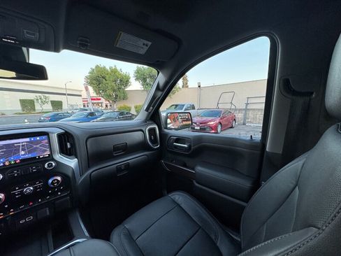Used 2019 GMC Sierra 1500 SLT w/ SLT Premium Plus Package AWD/4WD image 40