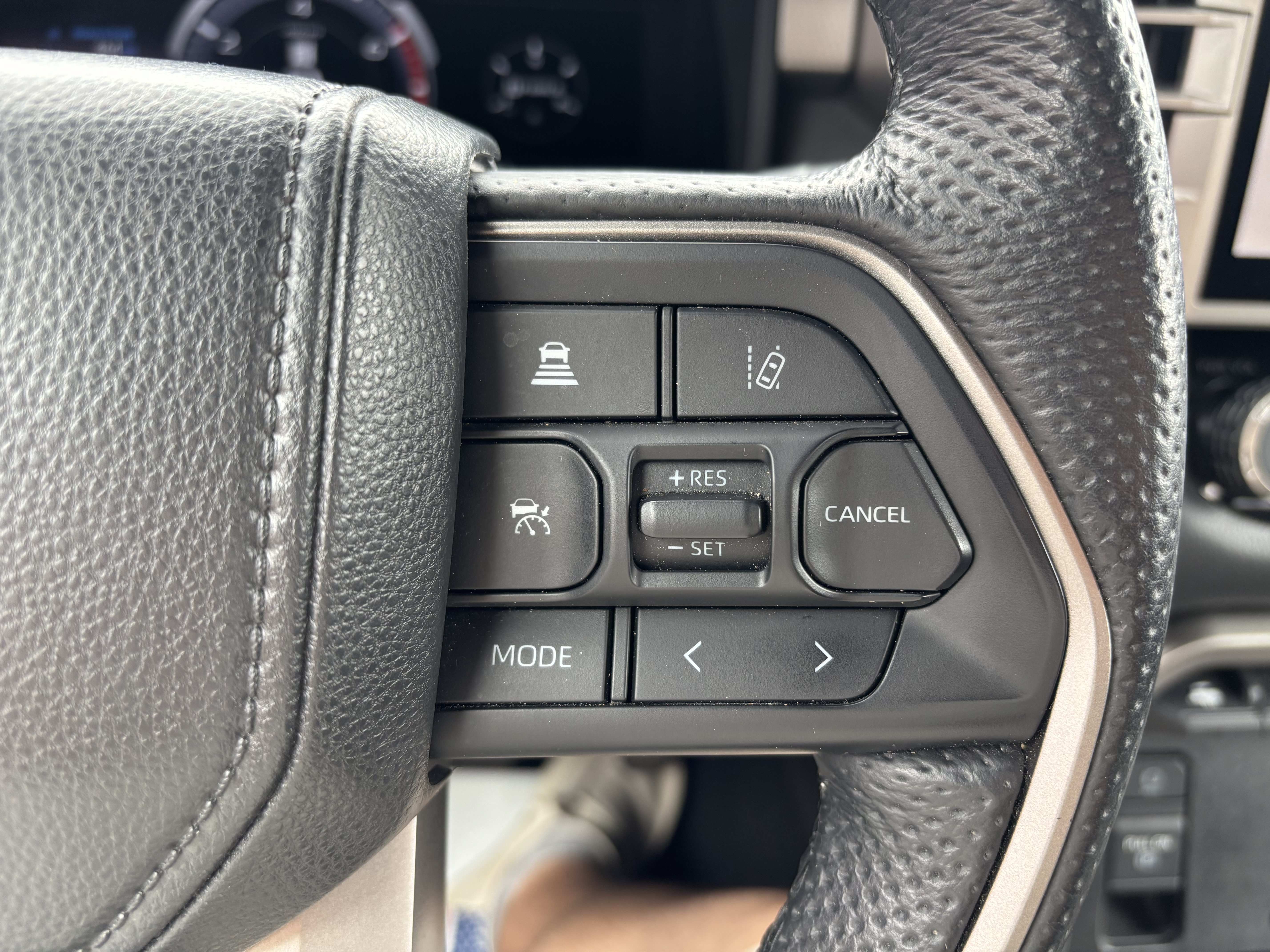 Certified 2025 Toyota Tundra Limited AWD/4WD image 19