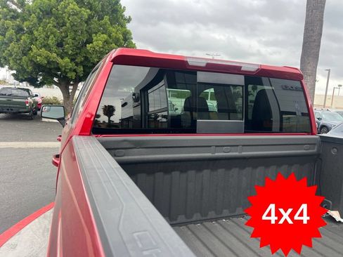 Used 2022 Chevrolet Silverado 1500 RST w/ Convenience Package II AWD/4WD image 18