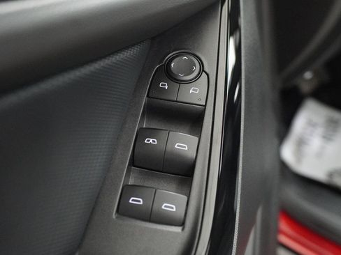 Used 2026 Chevrolet Equinox LT w/ LPO, Floor Liner Package FWD image 20