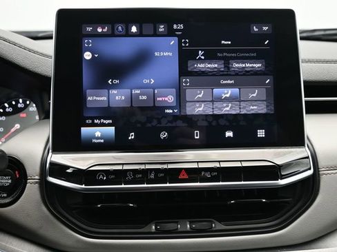 Used 2023 Jeep Compass Limited image 43