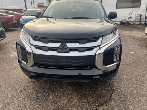 Used 2023 Mitsubishi Outlander Sport ES AWD/4WD image 3