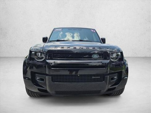 Used 2023 Land Rover Defender 110 X-Dynamic SE AWD/4WD image 2