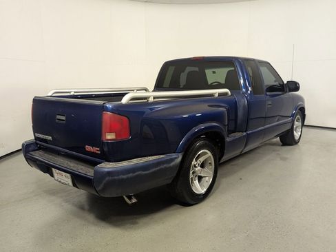 Used 2002 GMC Sonoma SLS w/ Marketing Option Pkg image 7