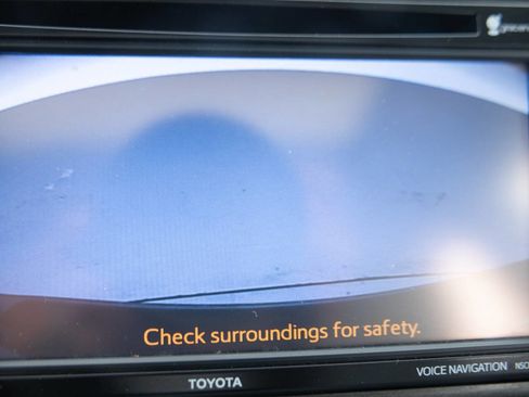 Used 2014 Toyota Sienna XLE AWD/4WD image 35