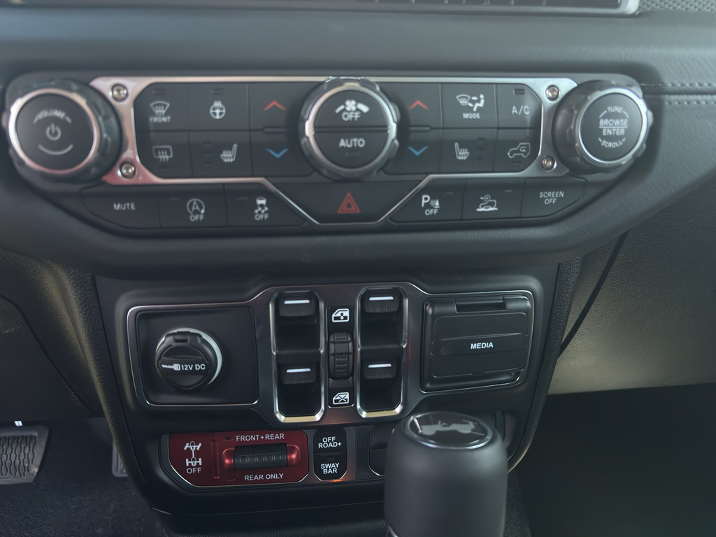 New 2026 Jeep Wrangler Unlimited Rubicon AWD/4WD image 25