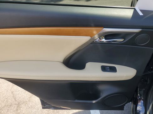 Certified 2022 Lexus RX 350 FWD w/ Premium Package image 14