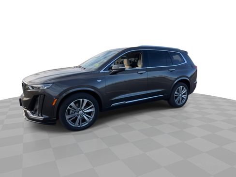 Certified 2020 Cadillac XT6 Premium Luxury image 4