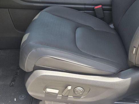 New 2026 Kia Carnival SX Prestige FWD image 17