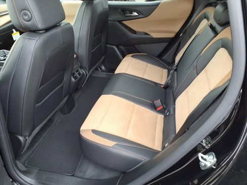 New 2026 Chevrolet Equinox ACTIV image 6