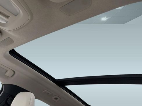 New 2026 Volvo XC40 B5 Plus w/ Climate Package image 15