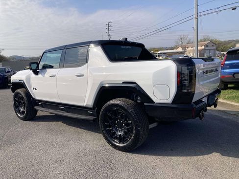 New 2026 GMC Hummer EV 4x4 Crew Cab w/ LPO, Dark Essentials Package image 6