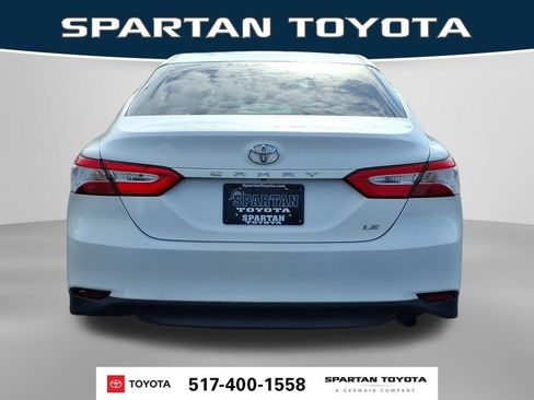 Used 2018 Toyota Camry LE FWD image 8