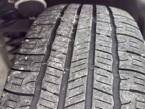 Used 2012 Jeep Liberty Sport RWD image 40