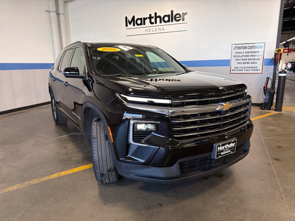 Used 2026 Chevrolet Traverse LT w/ Driver Confidence Package AWD/4WD image 3